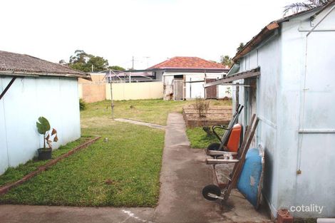 Property photo of 32 Como Road Greenacre NSW 2190