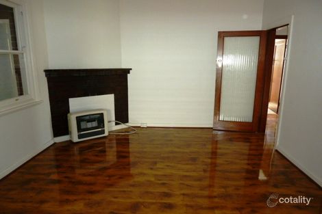 Property photo of 38 Wooden Street Turvey Park NSW 2650