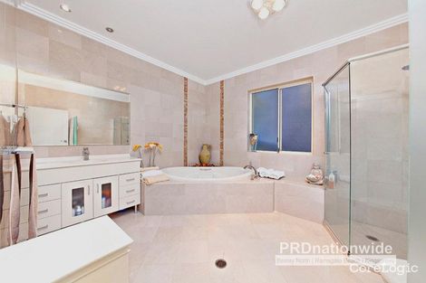 Property photo of 11 Allawah Avenue Carss Park NSW 2221