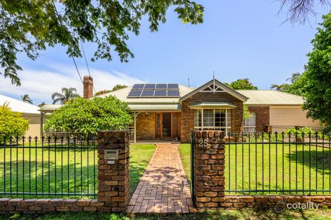 25 Bunton St, Scarborough, QLD 4020