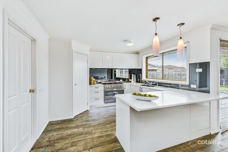 Property photo of 98 Bellevue Drive Berwick VIC 3806