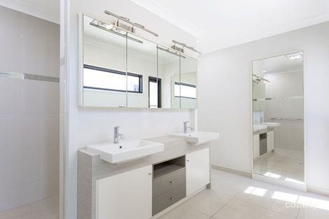 Property photo of 73 Cinnamon Drive Glenella QLD 4740