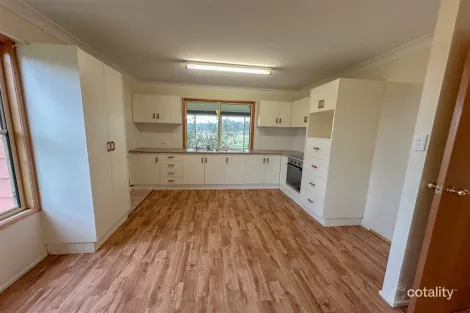 Property photo of 66 Hamilton Road Dalveen QLD 4374