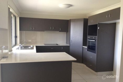 Property photo of 2/5 Sunset Drive Glenvale QLD 4350
