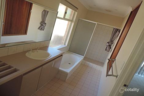 Property photo of 121 Fairway Circle Connolly WA 6027