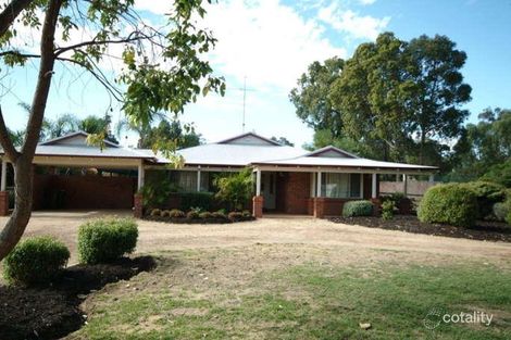 Property photo of 8 Barrow Rise Greenfields WA 6210