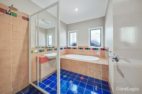 Property photo of 2 Bluegum Court Bright VIC 3741