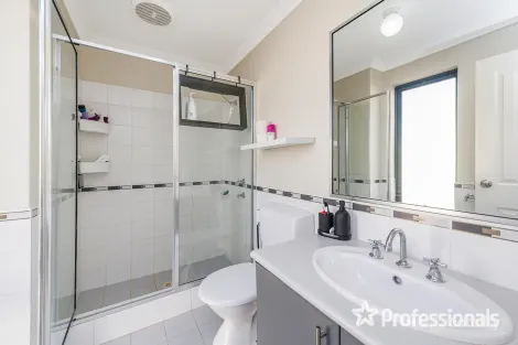 Property photo of 4B Ringmer Way Westminster WA 6061