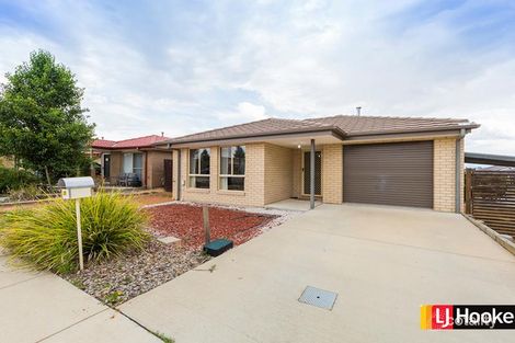 25 Audrey Cahn St, Macgregor, ACT 2615