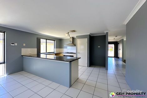 15 Bampton Rd, Orelia, WA 6167