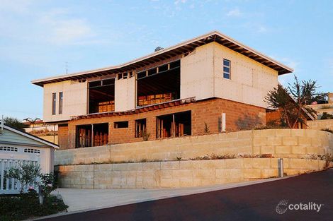 2/215 Old Coast Rd, Australind, WA 6233