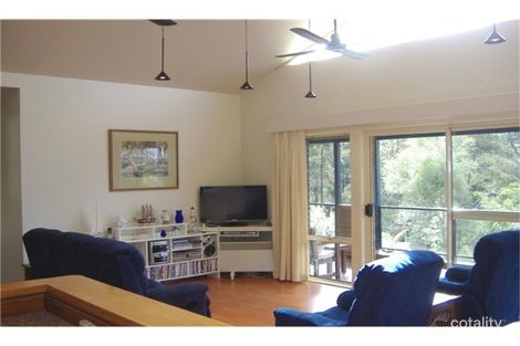 Property photo of 8 Figtree Close Surf Beach NSW 2536