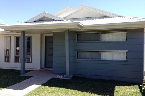 Property photo of 8 Sunbird Lane Andergrove QLD 4740