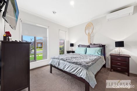 Property photo of 11 Vantage Place Truganina VIC 3029