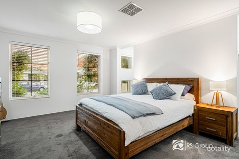 Property photo of 13 Padua Road Piara Waters WA 6112