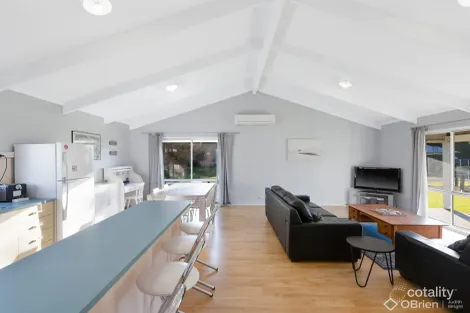 Property photo of 7 Chale Court Silverleaves VIC 3922
