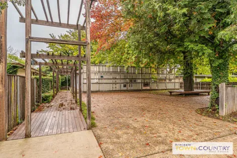 Property photo of 77 Queen Elizabeth Drive Armidale NSW 2350