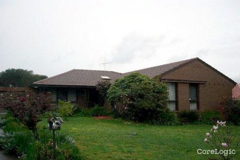 Property photo of 10 Nash Court Endeavour Hills VIC 3802