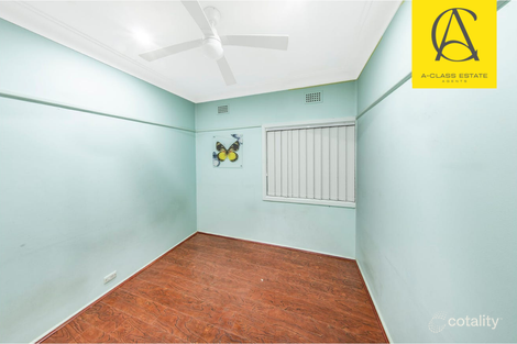 Property photo of 17 Lucas Road Seven Hills NSW 2147
