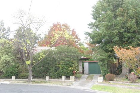 42 Pine St, Frankston North, VIC 3200