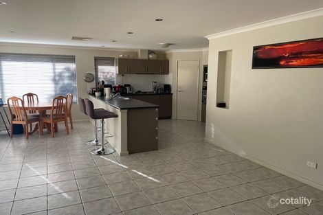 Property photo of 33 Weybridge Drive Wellard WA 6170