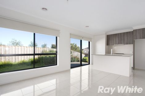Property photo of 9/3 Manor View Pakenham VIC 3810
