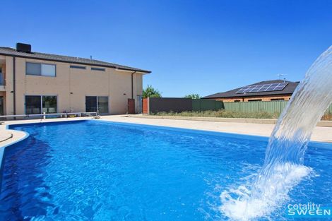 Property photo of 5 Begonia Court Caroline Springs VIC 3023