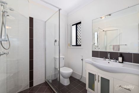 Property photo of 1 Flora Link Springfield Lakes QLD 4300