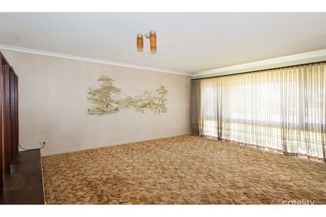 Property photo of 356 Parkland Crescent Lavington NSW 2641