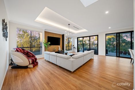 Property photo of 17 Crest Ridge Parade Brookwater QLD 4300