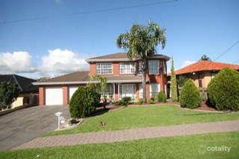 17 Stacey Cres, Klemzig, SA 5087