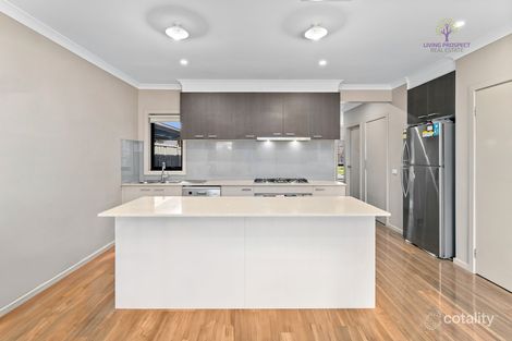 Property photo of 15 Airedale Avenue Tarneit VIC 3029
