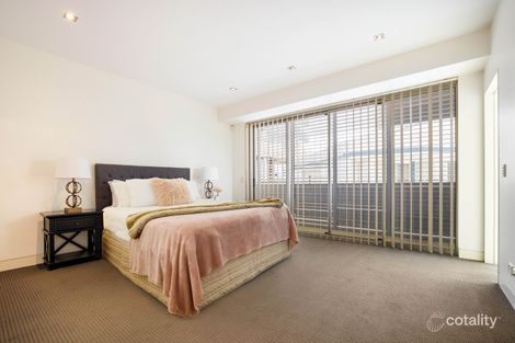 Property photo of 3/17 Anne Avenue Broadbeach QLD 4218