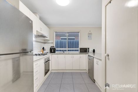 Property photo of 8 Morris Court Sunbury VIC 3429