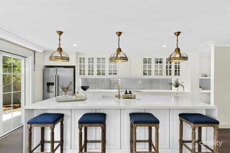 6 Mccleary St, Bundall, QLD 4217