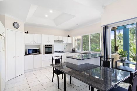 Property photo of 3 Garvie Place Highland Park QLD 4211
