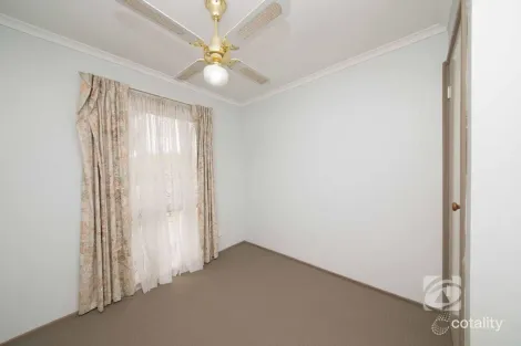 Property photo of 1 Dunbarton Drive Pakenham VIC 3810