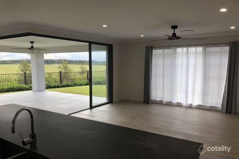 Property photo of 49 Stirling Circuit Pimpama QLD 4209