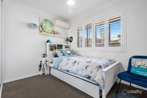 Property photo of 211-213 Birkdale Road Birkdale QLD 4159