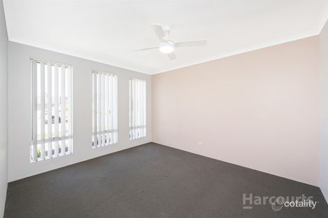 Property photo of 12 Woodbridge Circuit Meadow Springs WA 6210