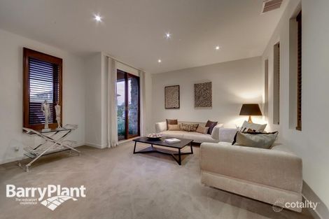 Property photo of 18 Percheron Way Clyde North VIC 3978