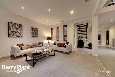 Property photo of 18 Percheron Way Clyde North VIC 3978