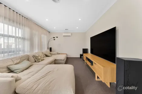 Property photo of 23 Design Way Kalkallo VIC 3064