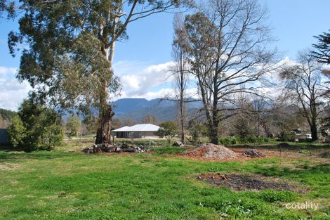 46 Station St, Porepunkah, VIC 3740