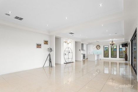 Property photo of 19 Heron Way Point Cook VIC 3030