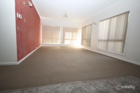 Property photo of 422 Kooringal Road Lake Albert NSW 2650