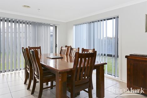 Property photo of 21 Galeff Avenue Truganina VIC 3029