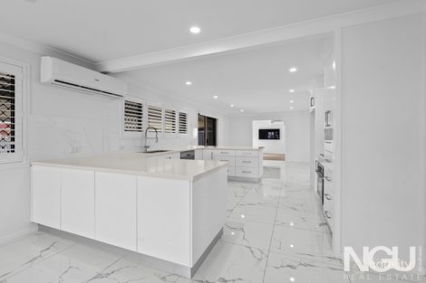 Property photo of 64 Donnington Street Carindale QLD 4152