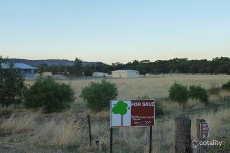 4 Tenth Rd, York, WA 6302