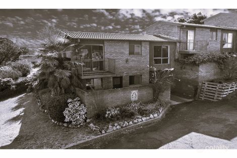 Property photo of 1/169 Kirkwood Street Armidale NSW 2350